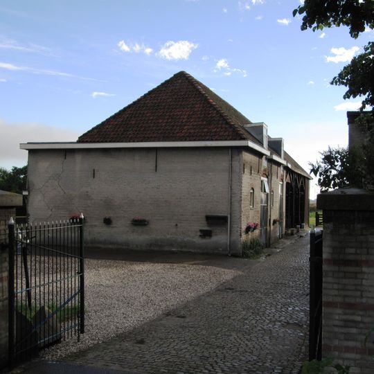 Ommedijker: stal annex hooischuur