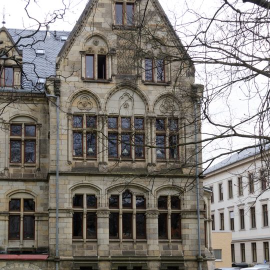 Villa mit Nebengebäude Dr.-Friedrichs-Ring 4; 4a