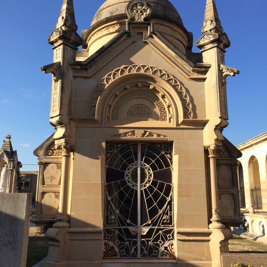 Monument funerari Família Ortoll Junqué