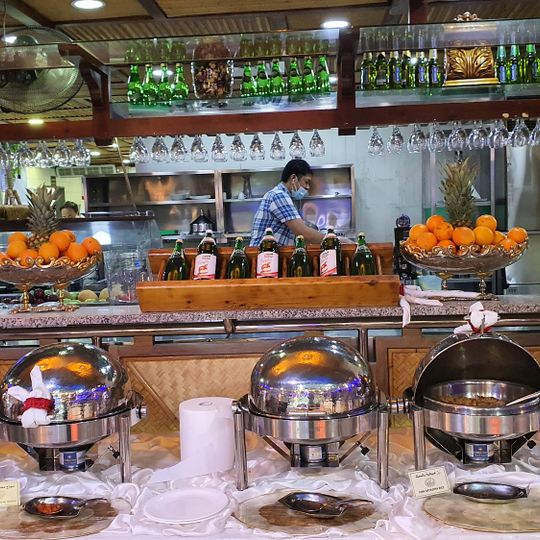 Al Nafoura Restaurant