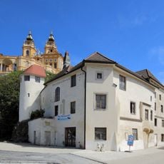 Wohnhaus, Kramerturm und Reste der Stadtmauer