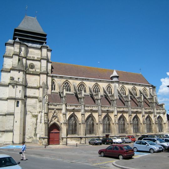 Église Saint-Michel de Pont-l'Évêque