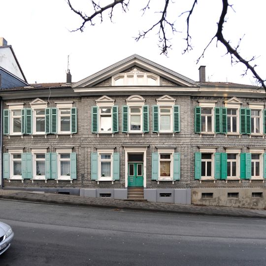 Blumenstraße 92-94-96