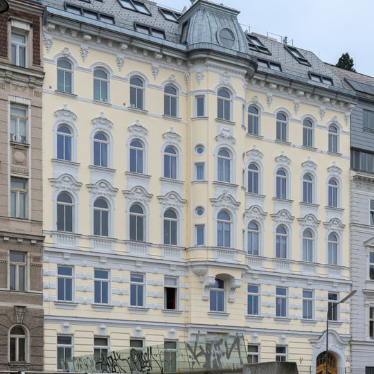 Miethaus Rechte Bahngasse 8