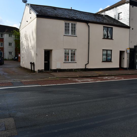 142 & 143, Cowick Street