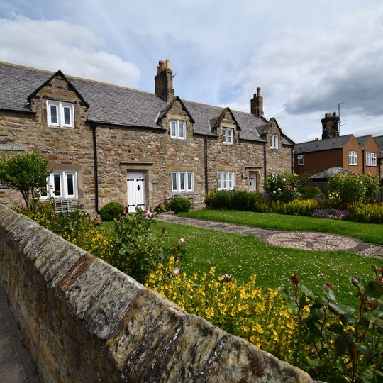 1-4 Victoria Place with Attached Wall to North West