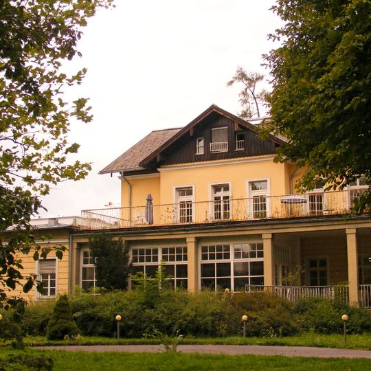 Christian-Doppler-Klinik, Objekt 38, MS-Wohnhaus