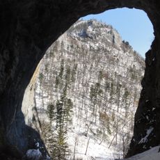Chertovy Vorota Cave