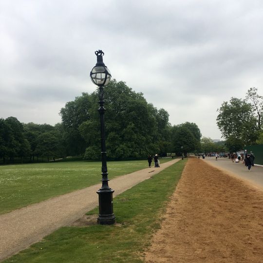 Lampstandards Along Serpentine Road And Around Bandstand, 8 Along Road To East Of Rangers Cottage And 2 Along West Carriage Drive At Junction With Serpentine Road