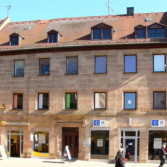 Ehemaliges Gaststätte „Zur Stadt Ansbach“, jetzt Wohn- und Geschäftshaus