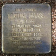 Stolperstein en memoria de Bertha Maaß