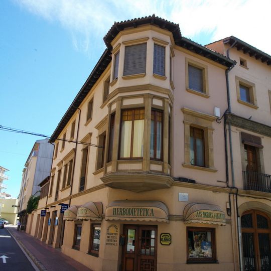House in carrer Manlleu i Jaume I