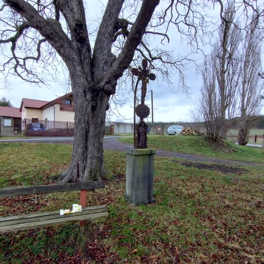 Kříž u Slovanského dvora