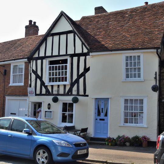 17 And 18, High Street