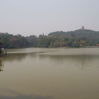 Luhu Park