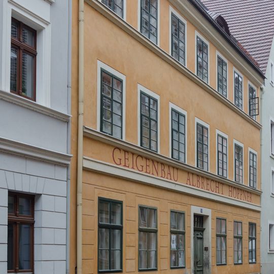 Wohnhaus in geschlossener Bebauung Kränzelstraße 4