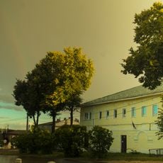 Английский клуб; магазин Тимофеевых (Крапивна)