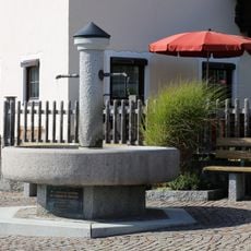 Dorfbrunnen