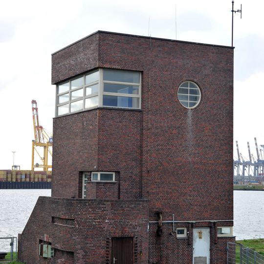 Nordschleuse, Maschinenhaus