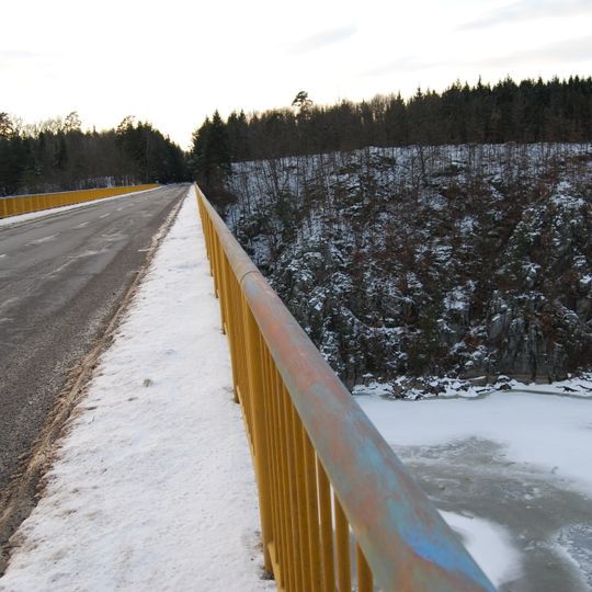 Zvíkovský Otavský most