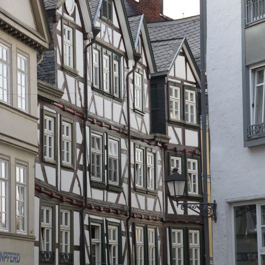 Lahnstraße 3