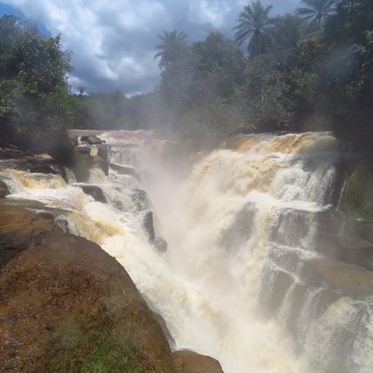 Loufoulakari waterfalls