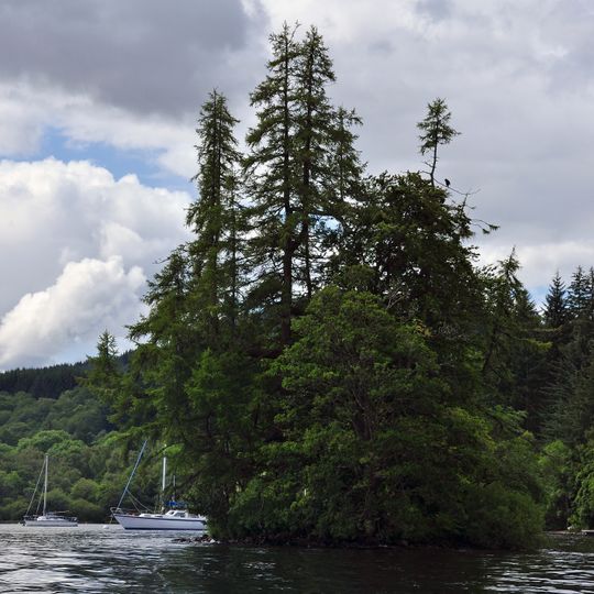 Cherry Island, crannog, Inchnacardoch Bay, Loch Ness
