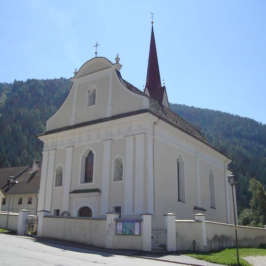 St. Johannes Evangelist in Niederrasen