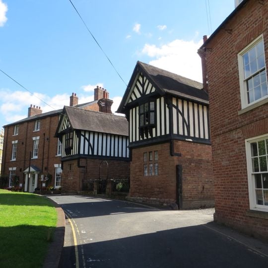 Grammar School House