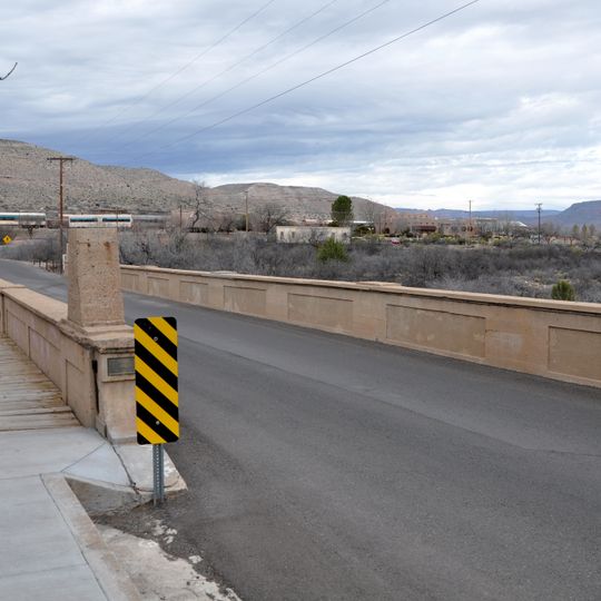Broadway Street Bridge