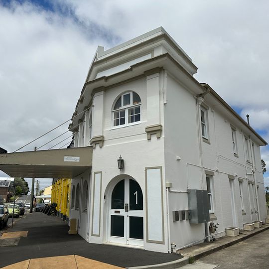 Two-story commerical building