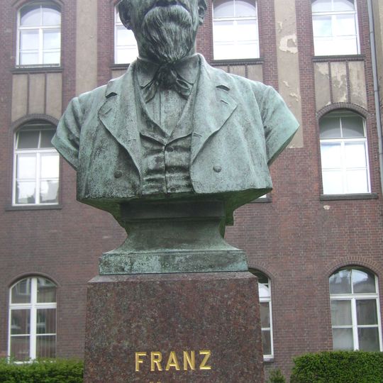 Franz König Monument