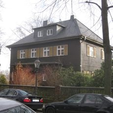 Wohnhaus mit Garten und Einfriedung Richard-Wagner-Straße 69