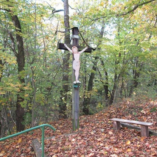 Kříž u Srbic u schodů