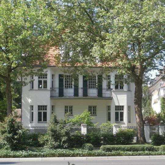 Willy-Brandt-Allee 18