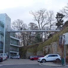 Lávka do nové budovy Kliniky Dr. Pírka