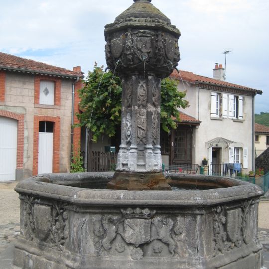 Fontaine de Saint-Saturnin