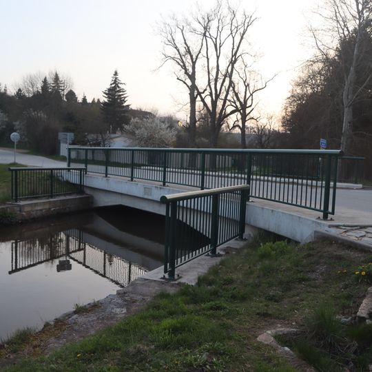 Most přes náhon v Poušově