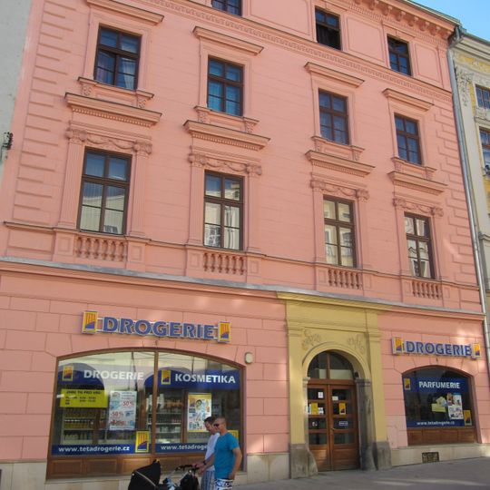 Dolní náměstí 46 a Uhelná 7