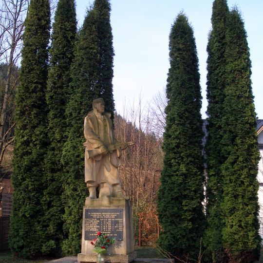 Pomník padlým partizánom