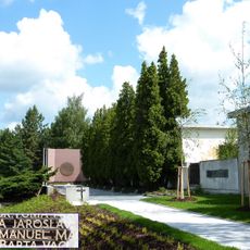 Nacistické popraviště – pomník obětí okupace s parkem