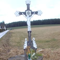 Kříž v Hrachových Horách