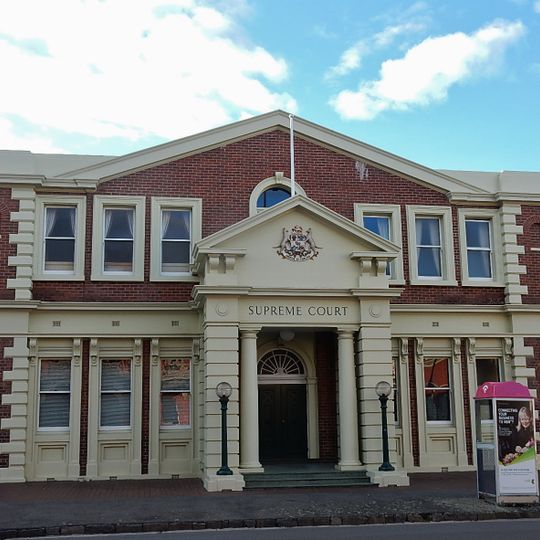 Launceston Supreme Court and Struan House