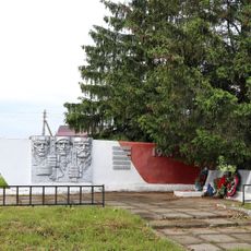 Памятник героям войны (Весь)