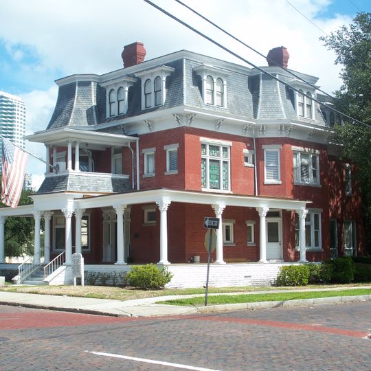 Hutchinson House
