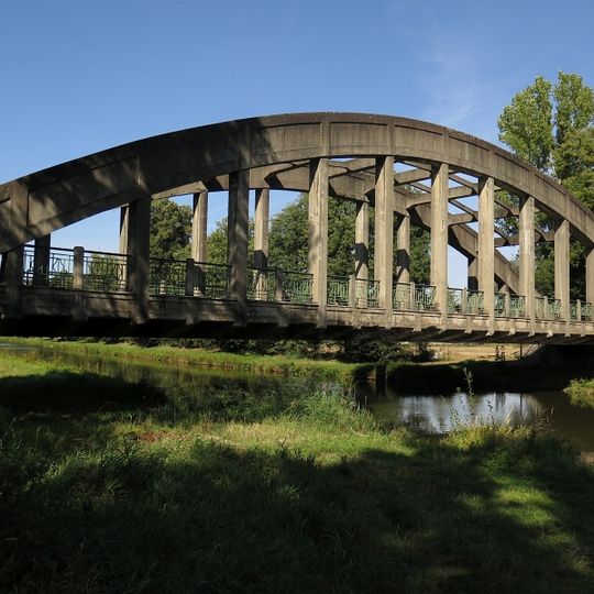 Most Tyršovy ulice přes Blanici