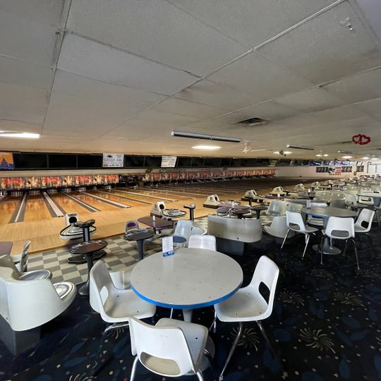 Collier Lanes