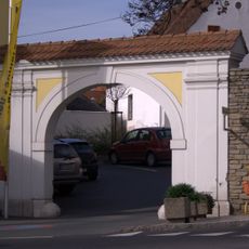 Portal zum Pfarrhof