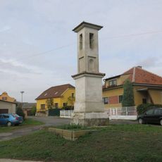 Zvonička na rozcestí v Ovčárech