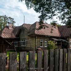 Жилой дом (Муромцево)